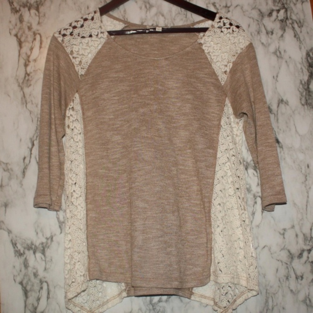 Umgee Brown (Tan) Sweater with Lace Detail‎ Small